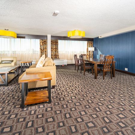 Holiday Inn Louisville East - Hurstbourne By Ihg Extérieur photo