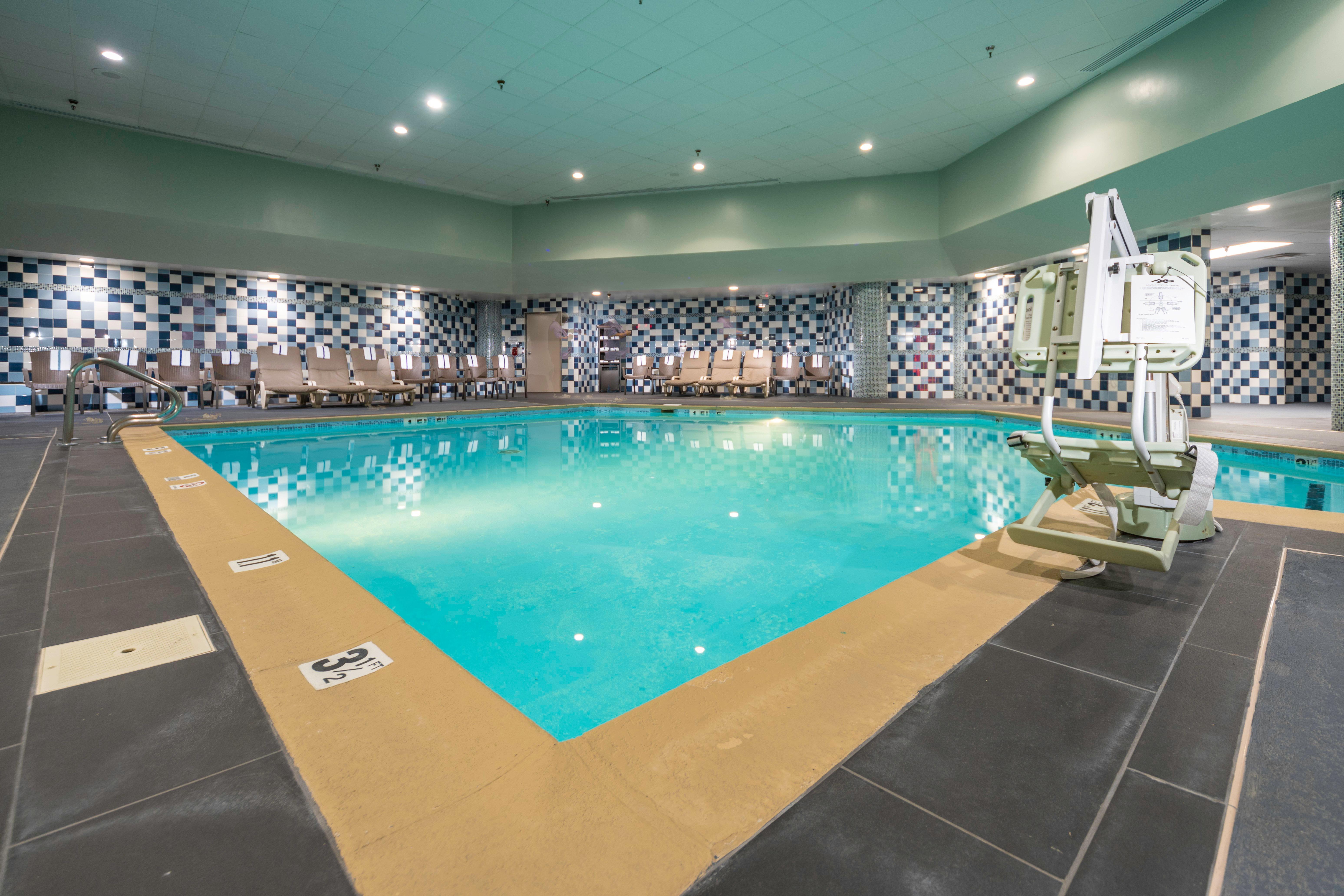 Holiday Inn Louisville East - Hurstbourne By Ihg Extérieur photo