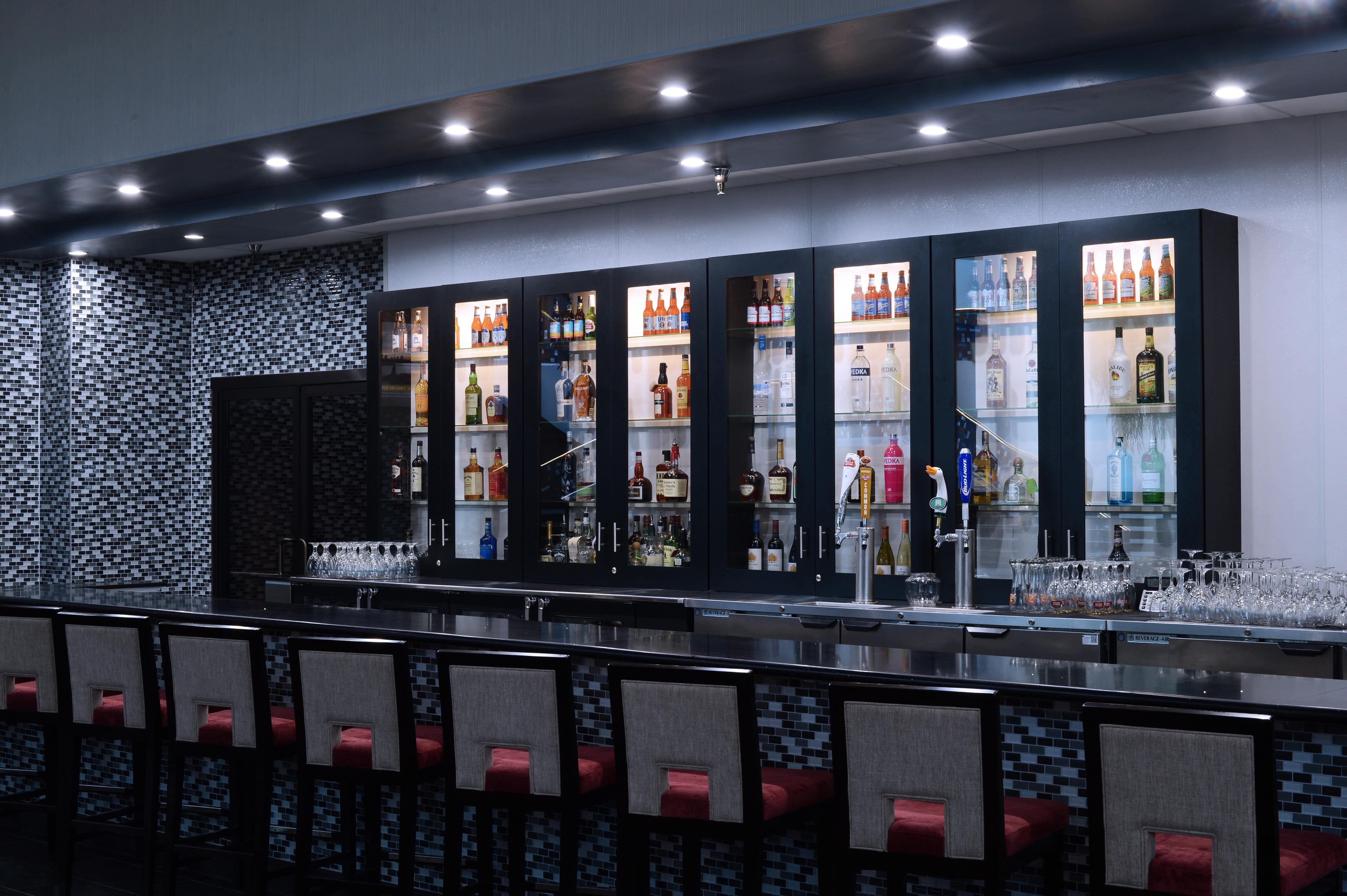 Holiday Inn Louisville East - Hurstbourne By Ihg Extérieur photo