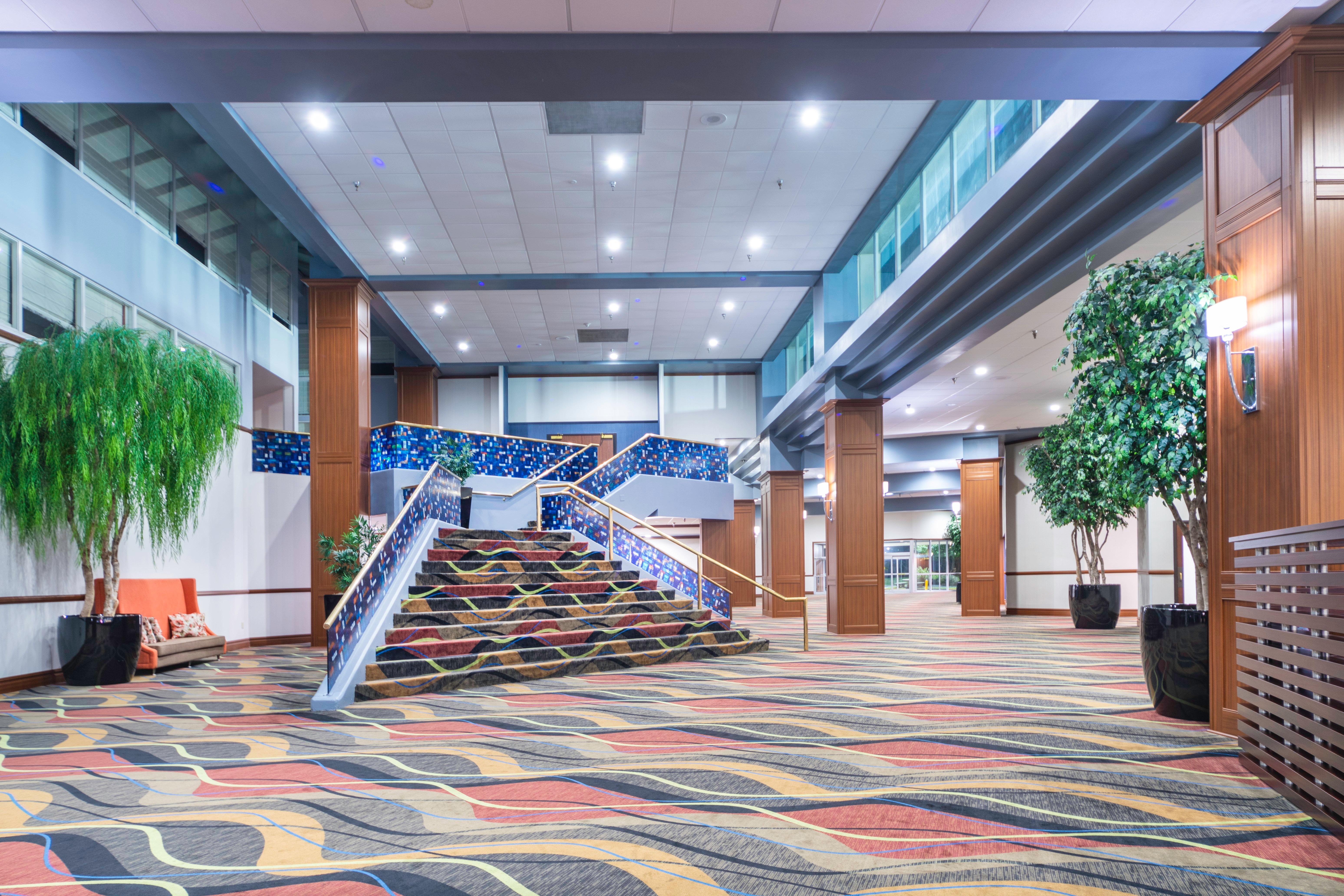 Holiday Inn Louisville East - Hurstbourne By Ihg Extérieur photo